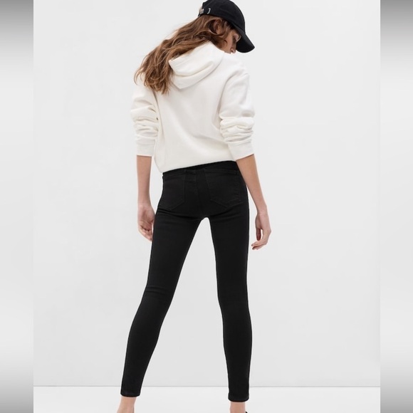 NWT! GAP Black High Rise Universal Jeggings - Size 34/18 💙 - Picture 5 of 7